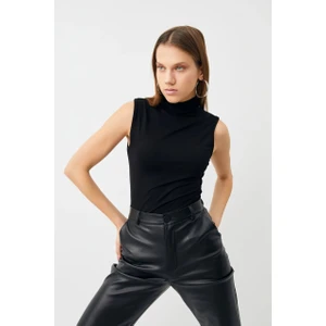 Sıfır Kol Boğazlı Likralı Tesettüre Uygun Penye Badi