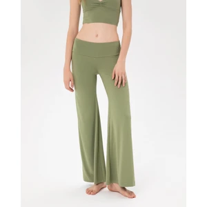 Ayma Active Kadın Açık Yeşil Flow Şortlu Pantolon - Çift Kat Korsajlı, İç Şort Katmanlı, Bol Paça, Normal Bel, Yoga, Yoga, Pilates ve Günlük Aktiviteler İçin Rahat ve Şık Pantolon