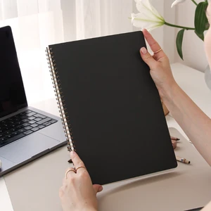 A4 Siyah Kraft Karton Kapak 70 Yaprak 110 Gram Çizgili Not Defteri