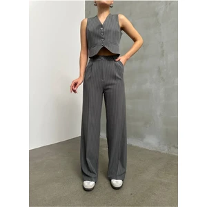 Astarlı Çizgili Yelek & Palazzo Pantolon Takım – Yüksek Bel, Geniş Paça