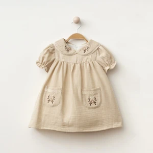 Çiçek Nakışlı Müslin Kız Bebe Elbise