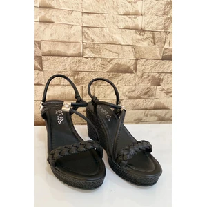 Kadın Örgü Tedaylı 8 cm Dolgu Topuklu Sandalet 4010-123-0002
