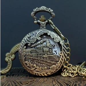 Tren Tasarımlı Köstekli Saat