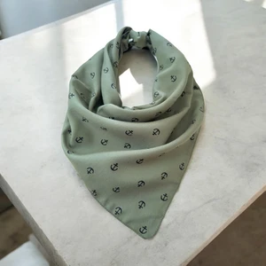 Yeşil Renk Denizci Desenli %100 Koton Bandana