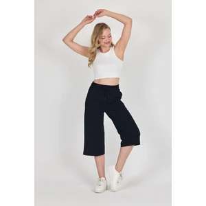 Yüksek Bel Cepli Rahat Kesim Mevsimlik Kadın Diz Altı Bermuda Siyah Kapri Şort