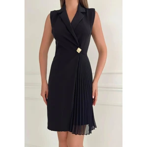 Ceket Yaka Düğme Detaylı Kolsuz Piliseli Kadın Abiye Elbise 017Y