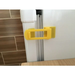 Basit Buzdolabı Kilidi (Sadece Plastik Aparattır!!!) 3D