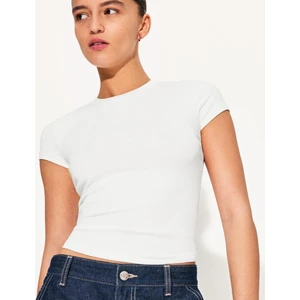 Kadın Beyaz Basic Bisiklet Yaka Tişört / Vücuda Oturan Kesim