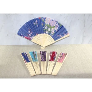 Çiçekli Ahşap Yelpaze 21*36 cm