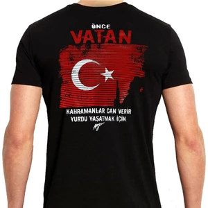 Alfa Önce Vatan Bayrak Baskılı Tişört