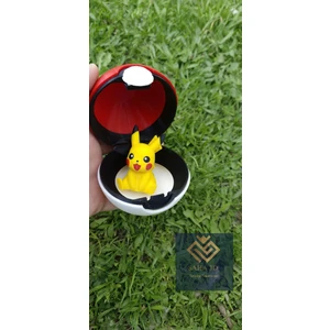 Pokemon Poke Ball (Pikachu Hediyeli)
