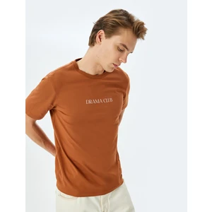 Bisiklet Yaka Regular Fit Pamuklu Kısa Kollu Slogan Baskılı Tişört