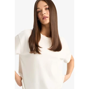 Oversize Geniş Kalıp Bisiklet Yaka Basic Düz Beyaz Kısa Kollu Tişört E4935AX25AU