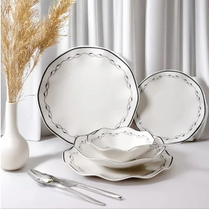 Güral Porselen Nesrin 24 Parça Yemek Takımı Siyah 8121