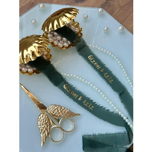 Kişiye Özel Söz Kurdelesi –  İncili & İsim Baskılı Zümrüt Yeşili İpek Kumaş Kurdele