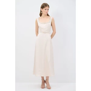 Taş Detaylı Kemerli Elbise