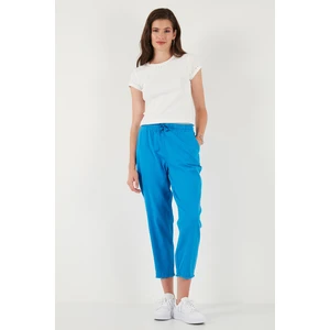 Pamuklu Normal Bel Regular Fit Düz Paça Pantolon Bayan Pantolon 668YP42282S4