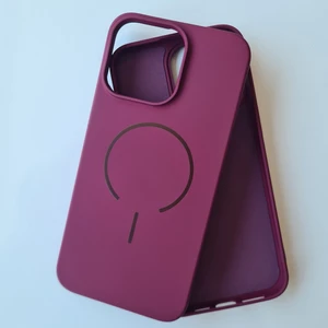 iPhone 15 Promax  Magsafe ile Uyumlu Yumuşak Soft Mükemmel Manyetik Esnek Lansman Silikon Kılıf