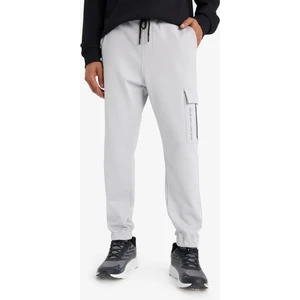DeFactoFit Sporcu Jogger Eşofman Altı Standart Fit Üç Cepli Beli Bağcıklı Lastikli Paça D3741AX24WN