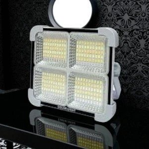 200W Solar LED Projektör 1600 Lümen 4000K IP65 Su Geçirmez Taşınabilir Aydınlatma