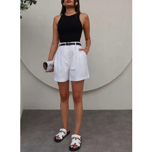Bol Kesim Keten Şort