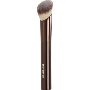 Soft Glow Foundation Brush
