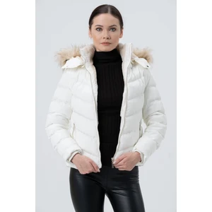 Kadın Mont Beste Çıkabilir Kapüşonlu Kürk Astarlı Şişme Kadın Mont