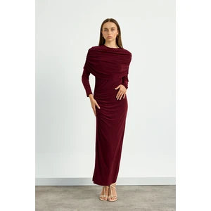 Bordo Omuz Detaylı Drape Elbise