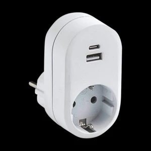 Duvar Tipi Priz Adaptörü USB + Usb-C Çıkışlı Priz