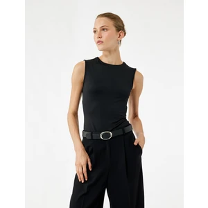 Slim Fit Kolsuz Bisiklet Yaka Bodysuit