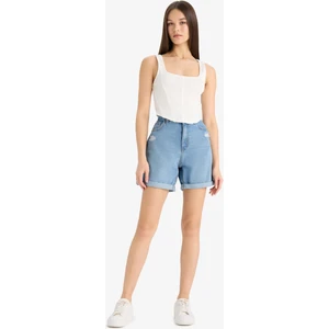 Boyfriend Yüksek Bel Cepli Katlamalı Paça Yırtık Detaylı Jean Şort E0933AX25SM