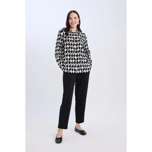 Krep Pantolon Carrot Fit Basic Düz Beli Lastikli Dar Paça Cepli D5950AX24WN