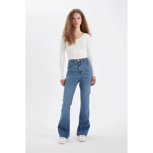 Slim Flare Normal Bel Yırtmaçlı Uzun Jean Yıkamalı Pantolon C7621AX24AU