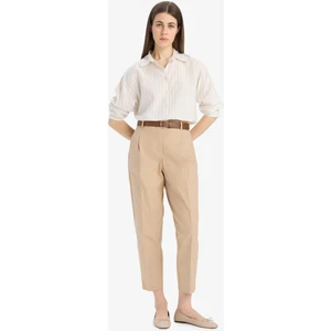 Carrot Fit Gabardin Kumaş Pantolon Kemerli Yüksek Bel Kısa Paça D2732AX25SP