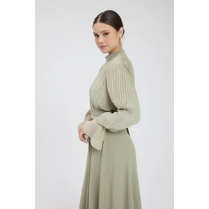 Haki Bedeni Piliseli Krep Şifon Elbise