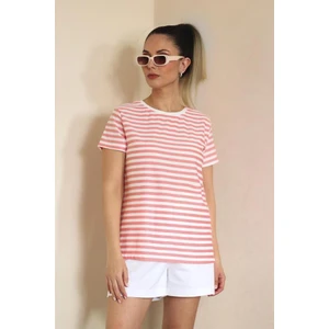 Kadın Pembe Beyaz Çizgili Basic T-Shirt