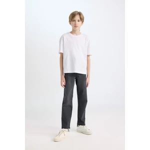 Erkek Çocuk Loose Fit Düz Paça Cepli Basic Düz Jean Pantolon C3698A824WN