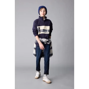 Erkek Çocuk Slim Fit Dar Kesim Düz Paça Cepli Jean Pantolon C5706A824WN