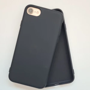Pirok Store İphone SE ve İphone 7/8 ile Uyumlu  LOGOSUZ İçi Kadife Lansman Esnek Silikon Kılıf