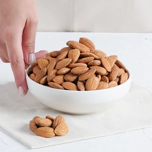 Bulutlar Kuruyemiş Badem Içi Çiğ (Kg) 100 gr
