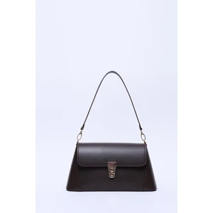 Shaka Kahverengi Shk153  Deri Kilit Detaylı Standart Askılı Tek Bölmeli El, Kol Ve Omuz Çantası U:15 E:29 G:9 Cm