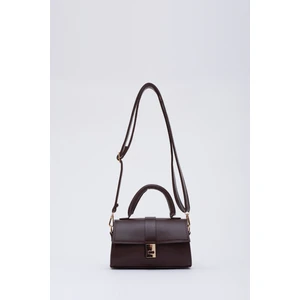 Kahve Rengi SHK109 Suni Deri Çıtçıtlı Ayarlanabilir Askılı Kadın El, Kol ve Omuz Çantası U:11 E:19 G:7 cm