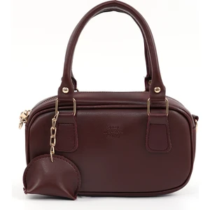 Bordo SHK207 Suni Deri Charm Detaylı Fermuarlı Ayarlanabilir Askılı El, Kol ve Omuz Çantası U:14 E:24 G:8 cm