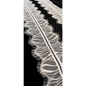 Altay Aksesuar Beyaz Leopar Desen Sakallı Dantel