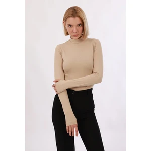 Kadın Parmak Detaylı Body