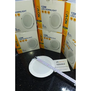 12 Watt LED Spot 3000K