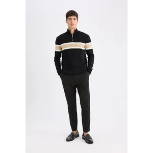 Tailored Fit Normal Kesim Düz Paça Her Yöne Esneyen Yazlık Kumaş Pantolon C7508AX25SP