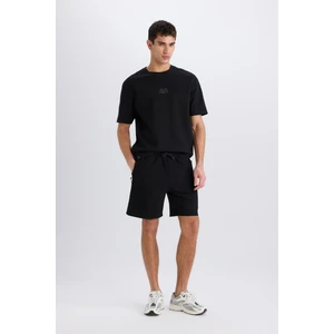 Regular Fit Düz Paça Cepli Basic Düz Şort B8792AX25SM