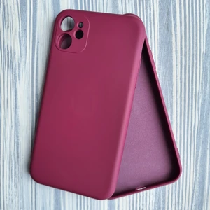 More Gsm iPhone 11 Uyumlu Logosuz Kamera Korumalı Lansman Içi Kadife Silikon Kılıf