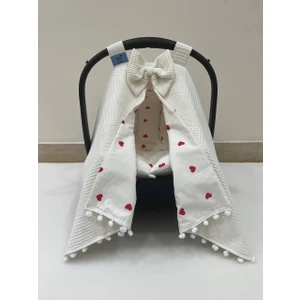 Buse Baby Home Krem Pikeli ve Poplin Kumaş, Ponponlu Puset Örtüsü ve Puset Minderi 2'li Set